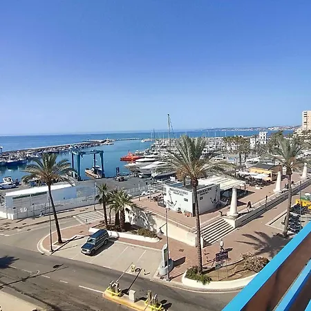 Apartman El Faro 3 *